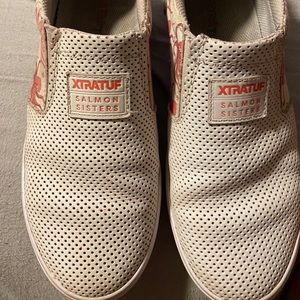 Xtratuf octopus deck shoes